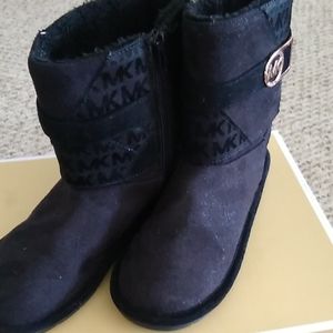Little girls Michael Kors boots.